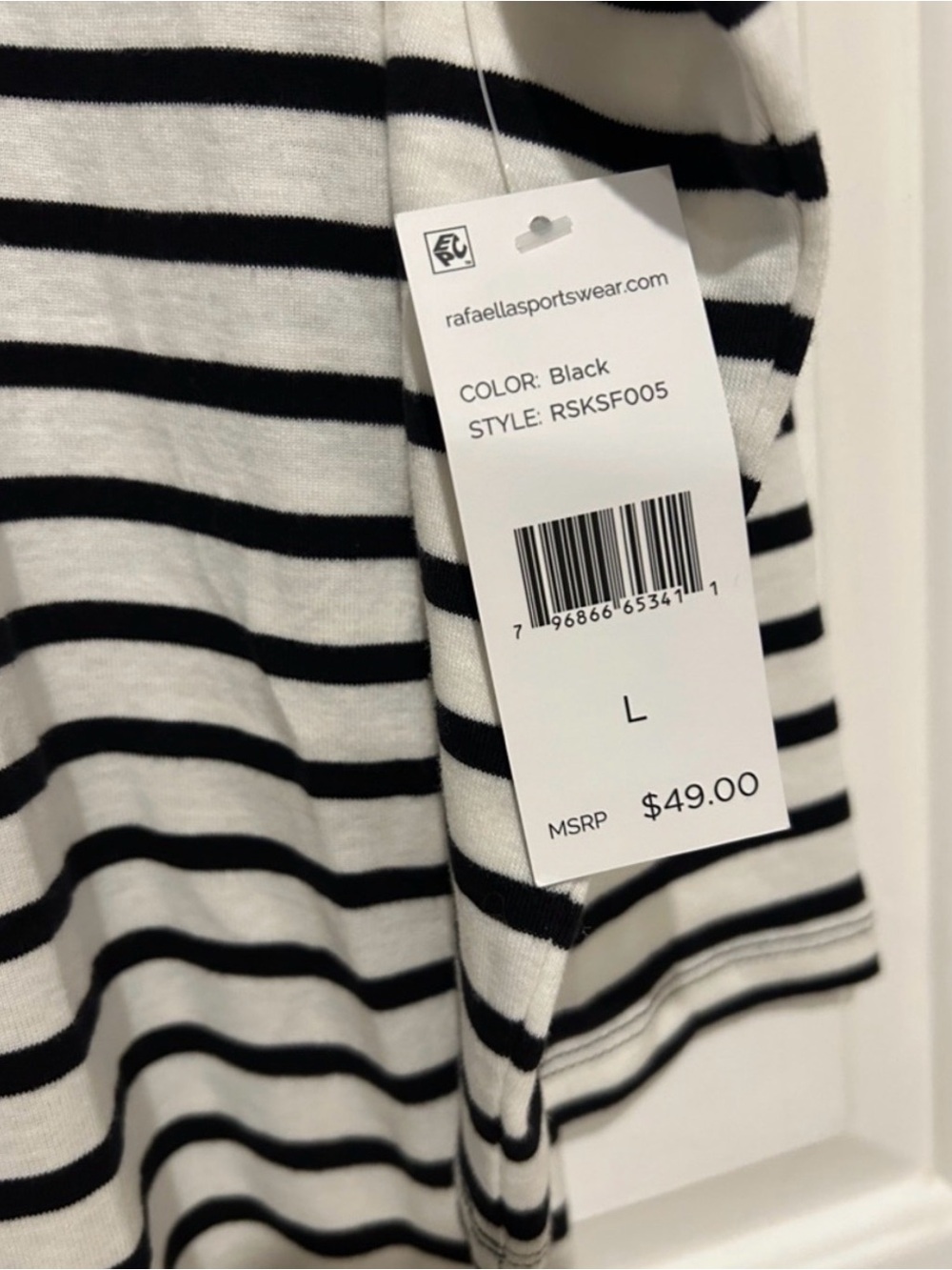 2 Items: L.L. Bean Women's Straight-Leg Capris AND Rafaella NWT Striped Top - Picture 8 of 8